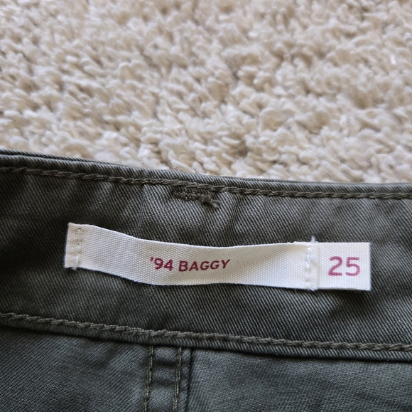 Levis NWOT 94 baggy cargo pants green mid rise lightweight womens 25 - Picture 4 of 13